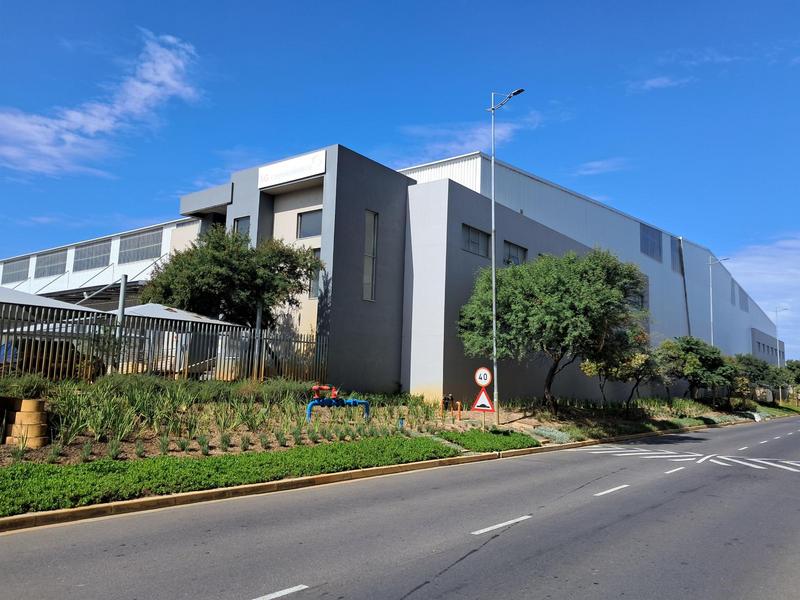 To Let commercial Property for Rent in Montague Gardens Western Cape